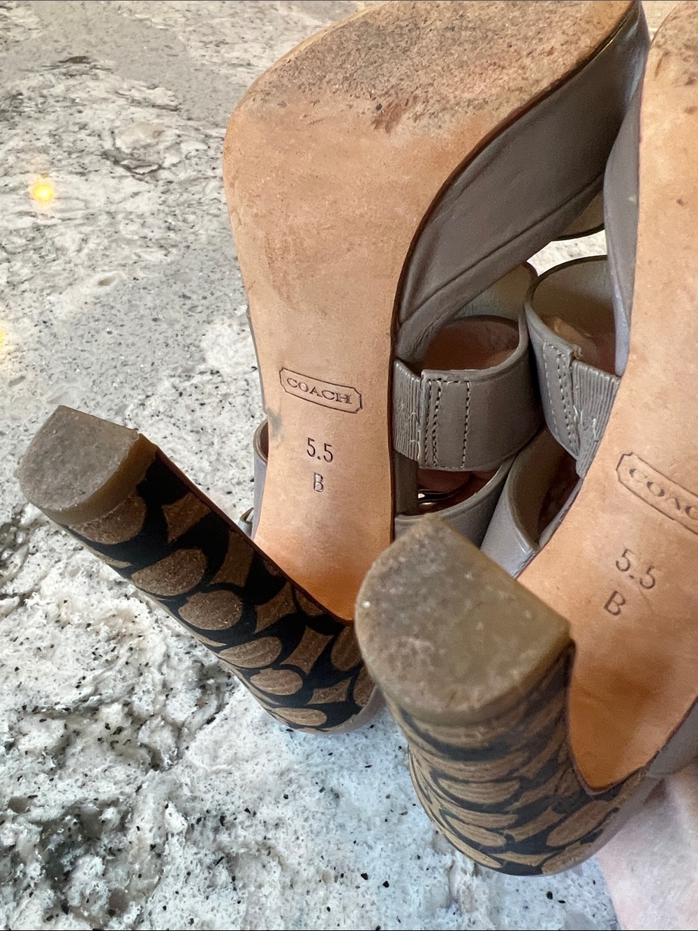 COACH Bertta Taupe Leather Monogram Platform Sandals Size 5.5 B Like New - Picture 10 of 11